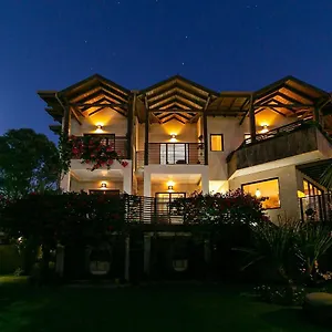 Shiva Boutique - Do Rosa 2*, Praia do Rosa Brasil